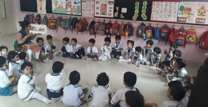 What Are the Usual School Hours for KG Students in Kolkata