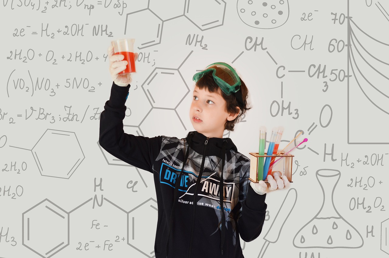 Reasons Behind Teaching Kids Through Science Experiments